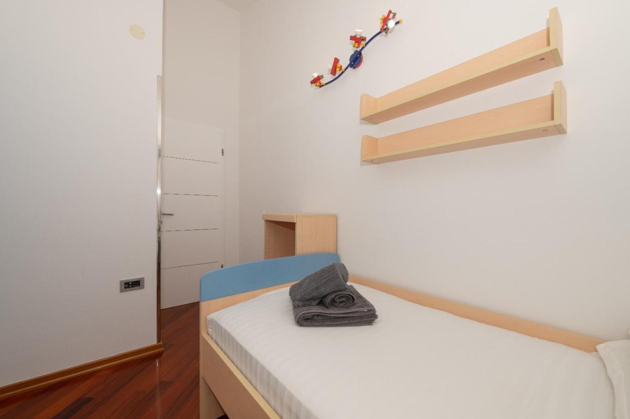 Apartments Luka Toni คราวาวิซา ภายนอก รูปภาพ