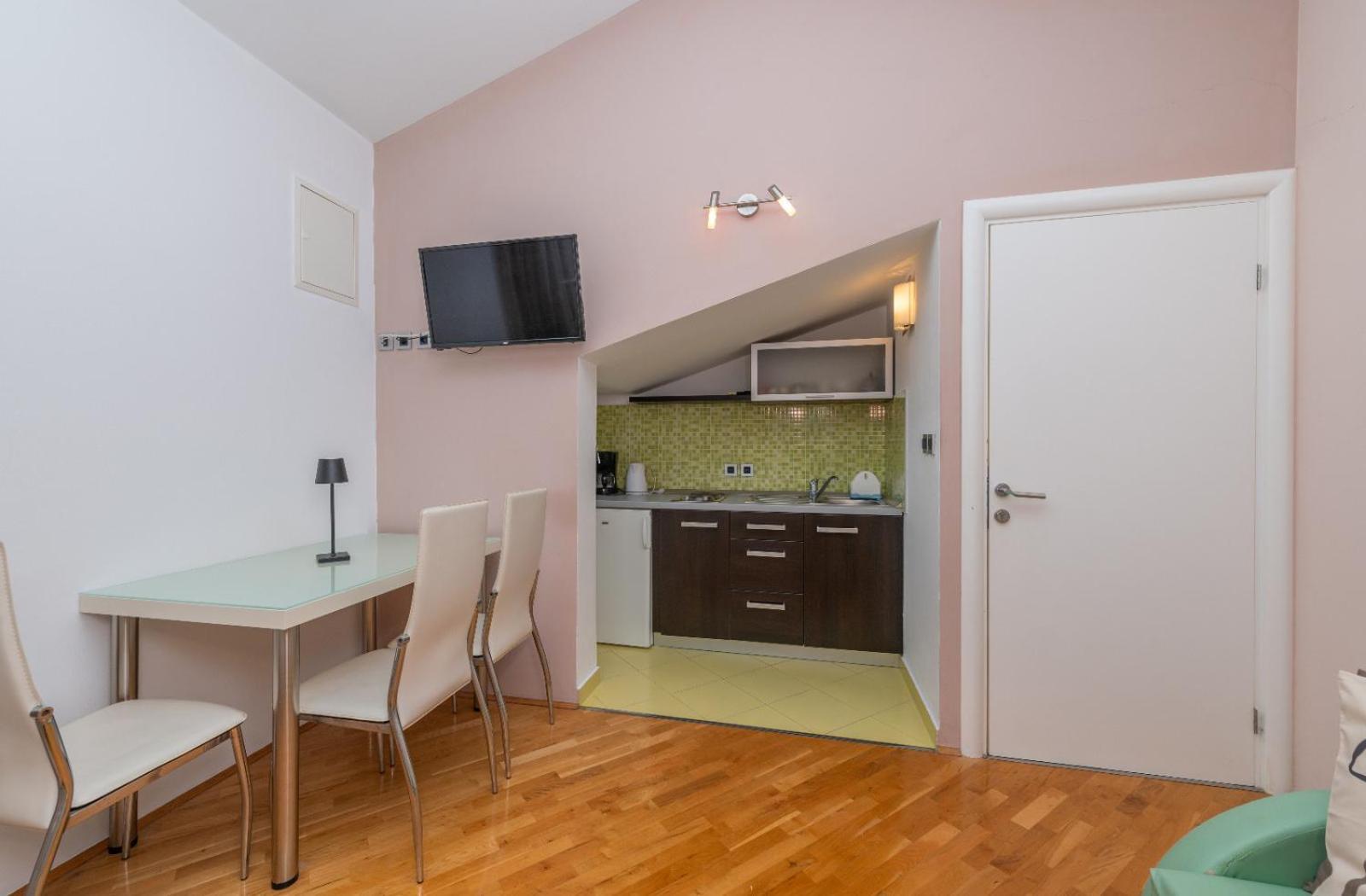 Apartments Luka Toni คราวาวิซา ภายนอก รูปภาพ